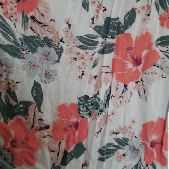 NWOT- White Floral Tank - Picture 3 of 4